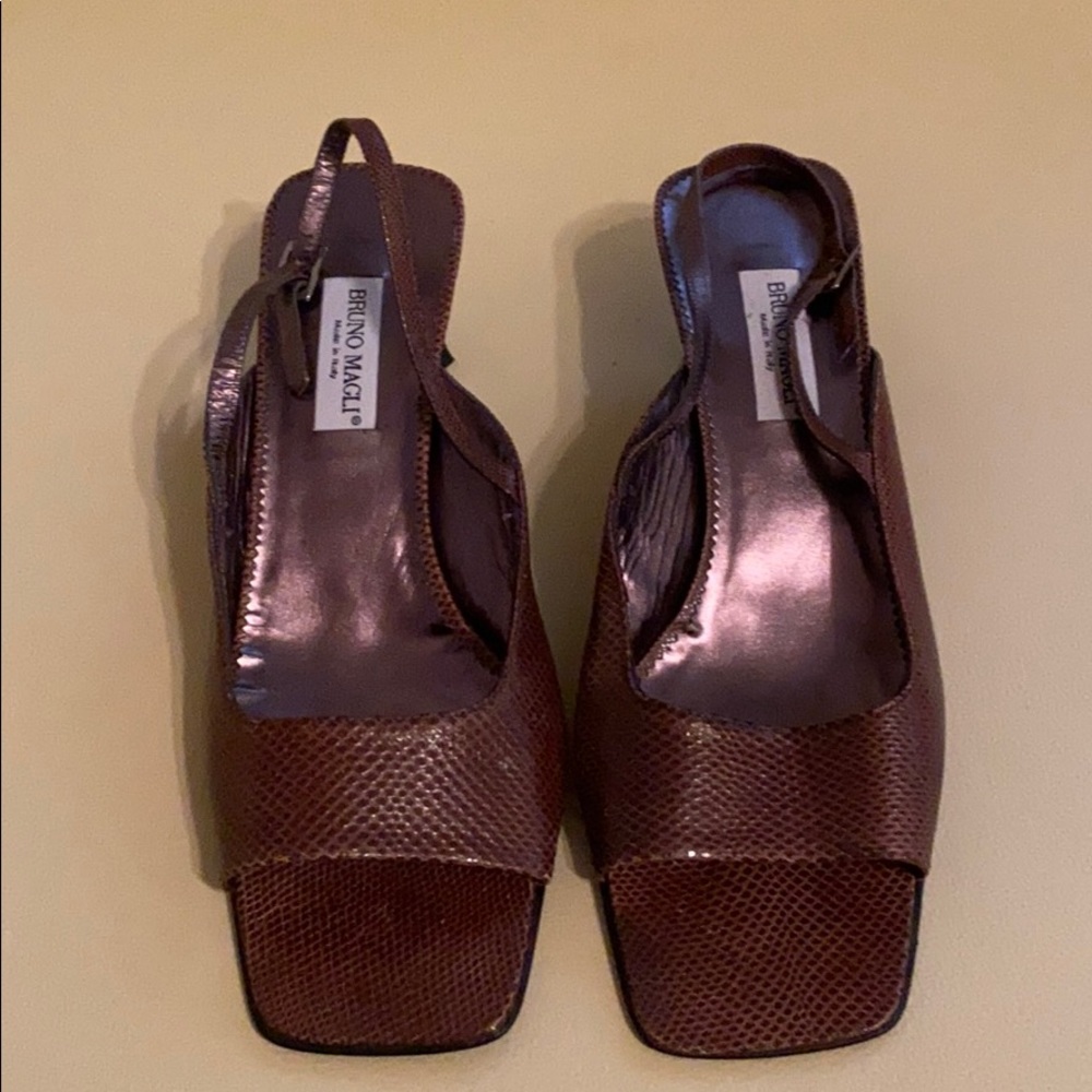 Bruno Magli brown pebbled leather sandal